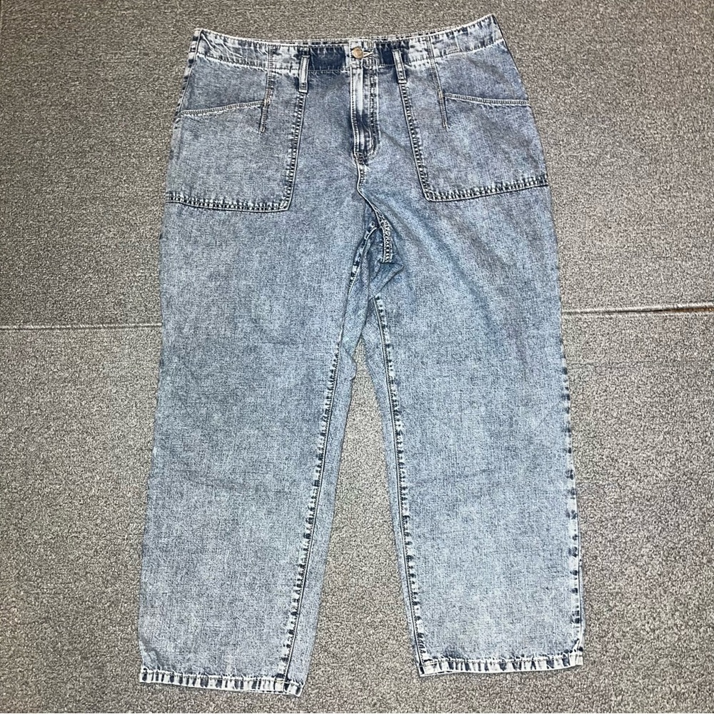 Torrid Jeans Linen Blend Womens Size 14R Blue Straight Leg High Rise Acid Wash